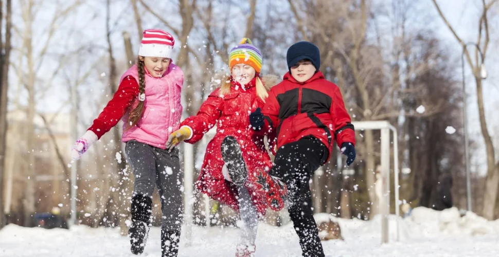 Lustige Winteraktivitäten für Kinder